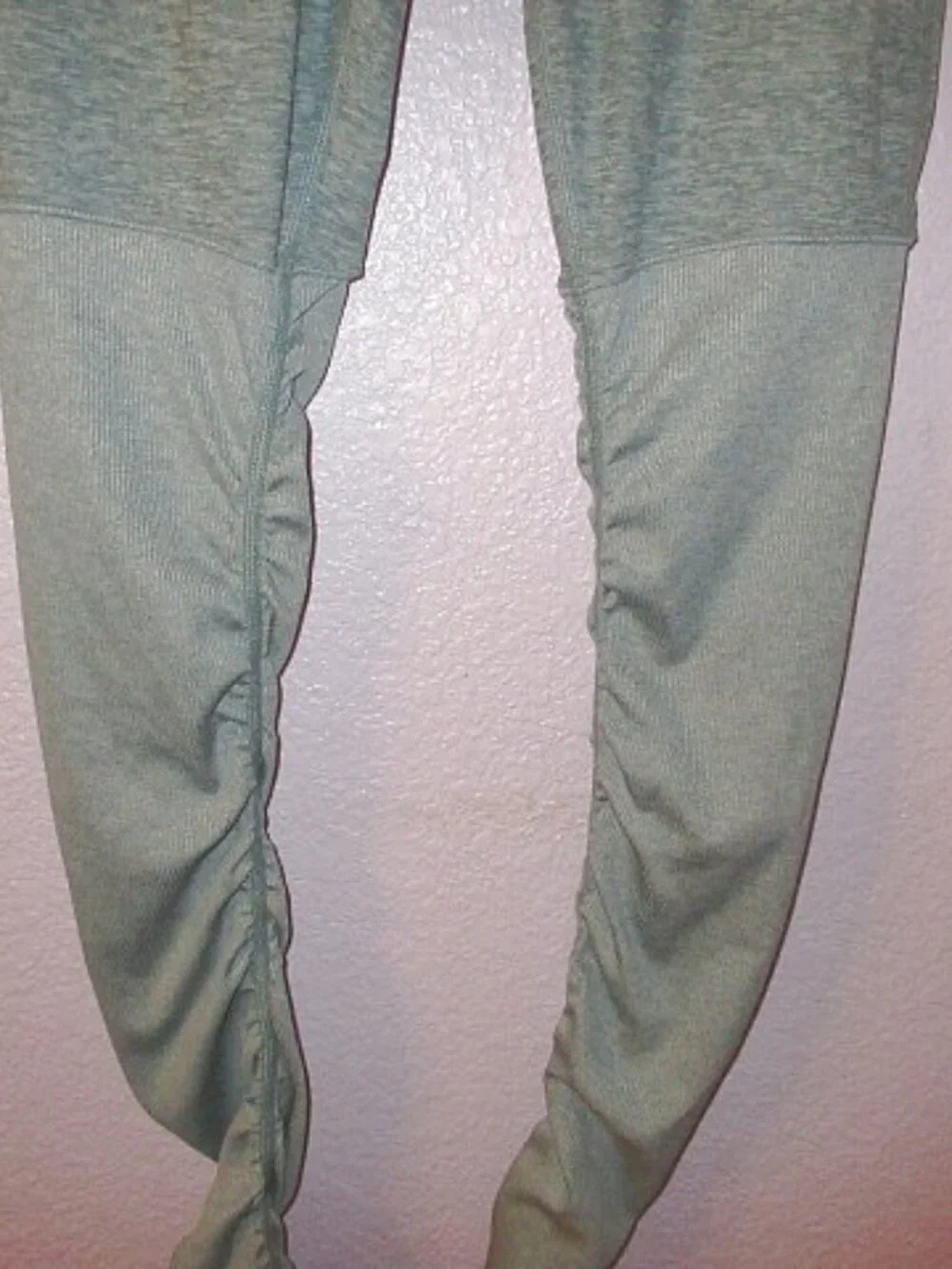 Alo Yoga Goddess Leggings Size S Sage Green High Waist Sculpting Stretch Ribbed